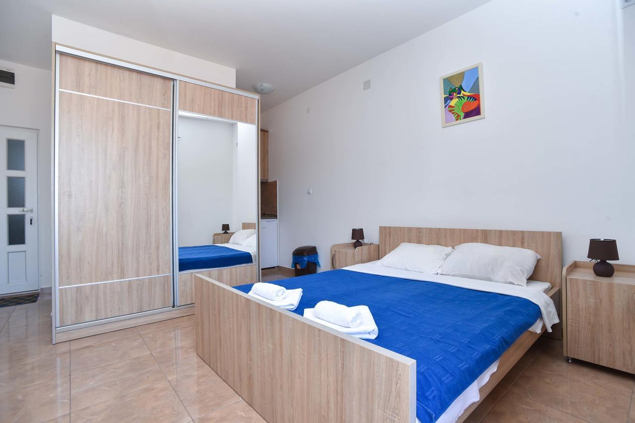 Apartments Jelusic ブドヴァ エクステリア 写真