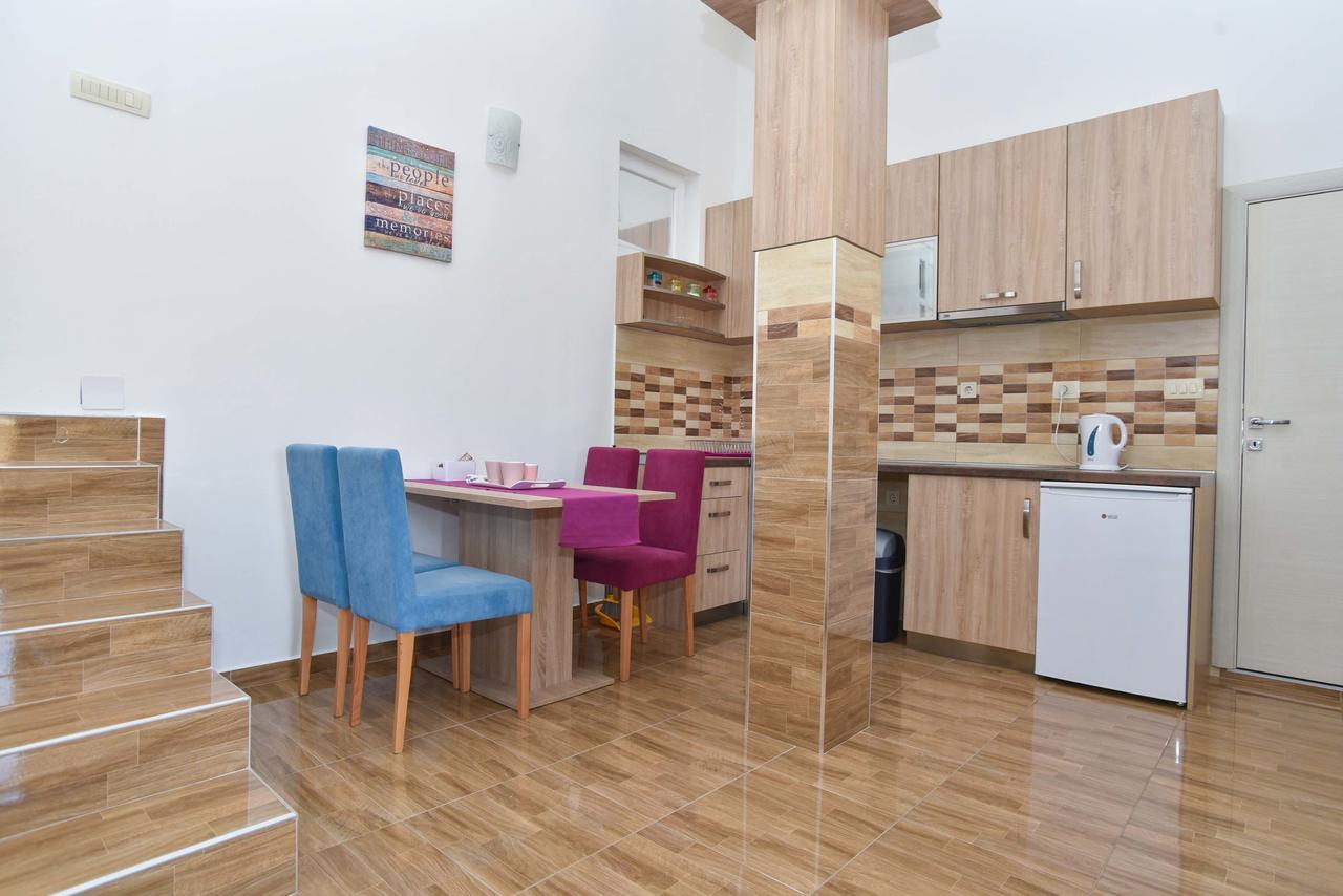Apartments Jelusic ブドヴァ エクステリア 写真