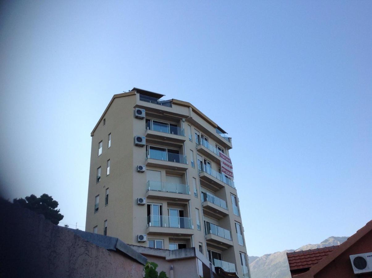 Apartments Jelusic ブドヴァ エクステリア 写真